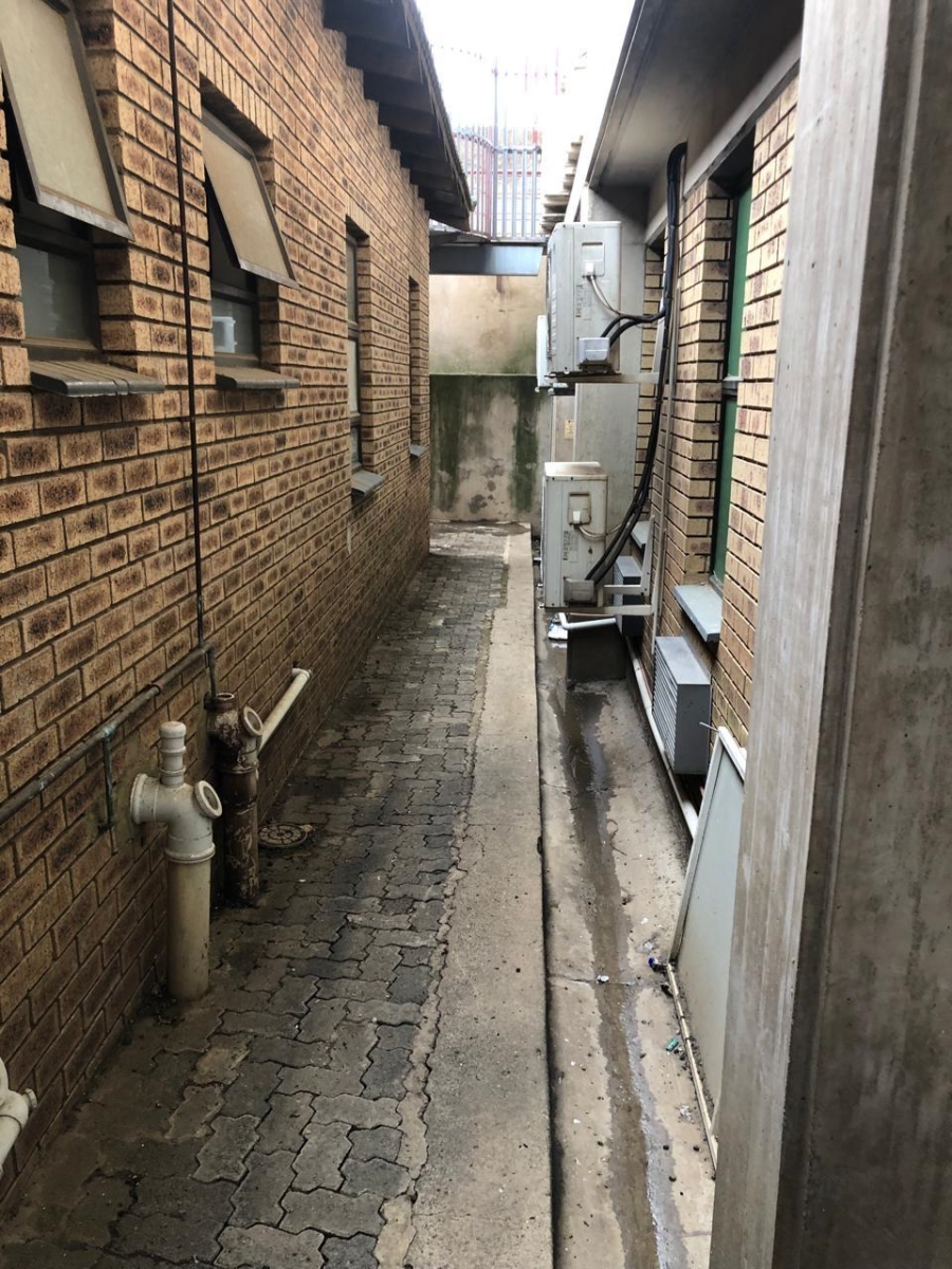  Bedroom Property for Sale in Phuthaditjhaba Free State